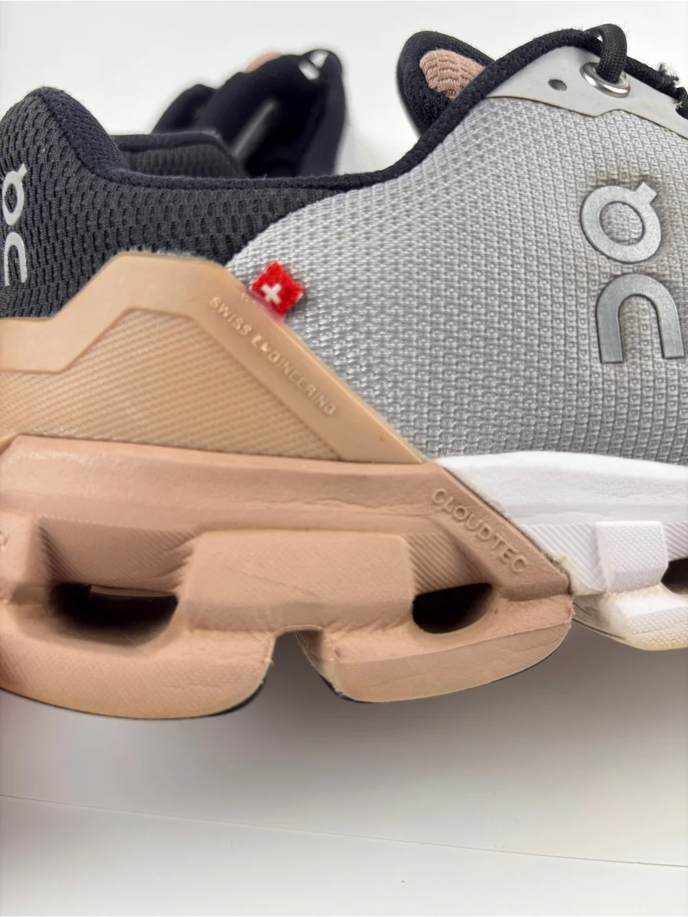 On Cloudflyer Running Sneakers